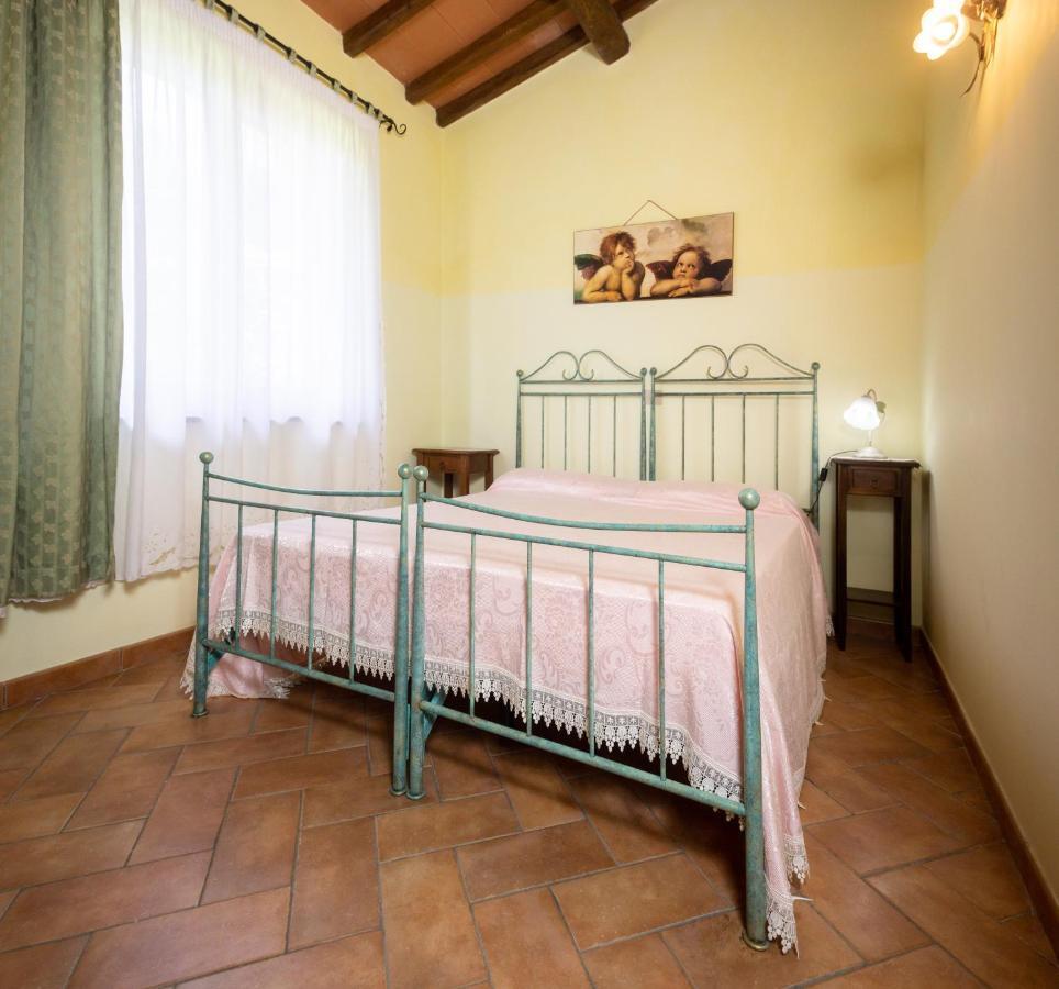 Agriturismo Casale Del Contadino Больсена Экстерьер фото