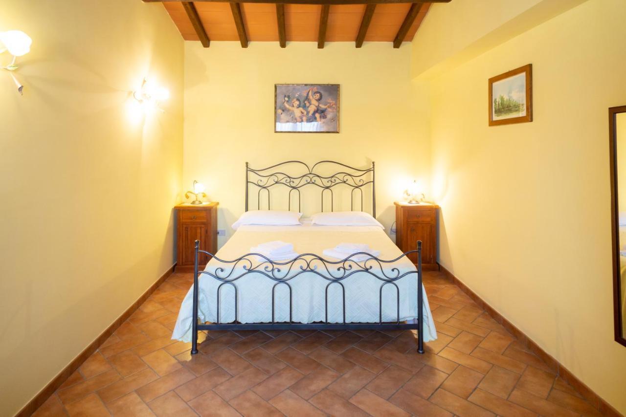 Agriturismo Casale Del Contadino Больсена Экстерьер фото