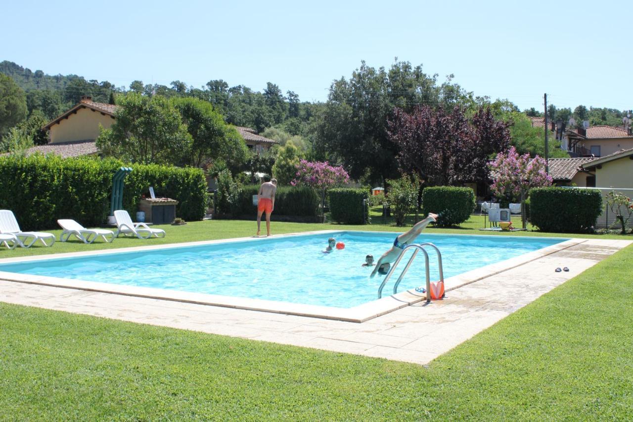 Agriturismo Casale Del Contadino Больсена Экстерьер фото